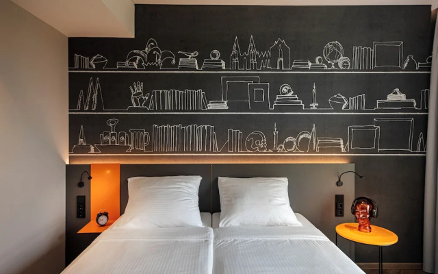 LOGINN Hotel Köln Airport