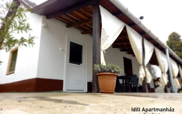 IDILL APARTMANHáZ B&B
