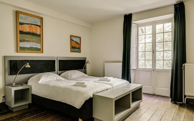Authentic Group House in Vielsalm With Sauna and Bubble Bath