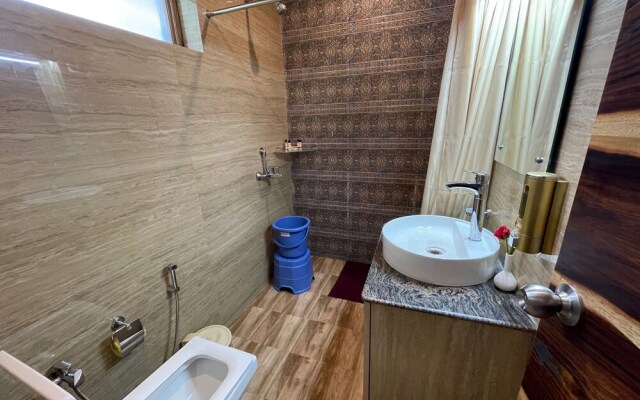 Sangita Resorts Naukuchiatal