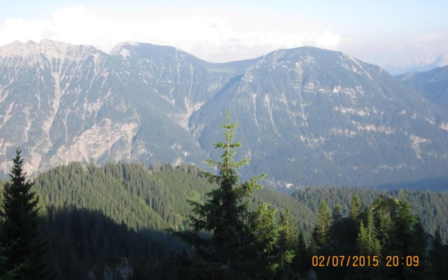 Raffaela Maderspacher