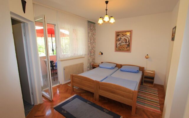 Apartment Villa 7