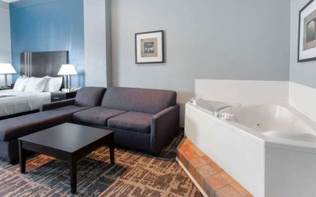 La Quinta Inn & Suites by Wyndham Kerrville