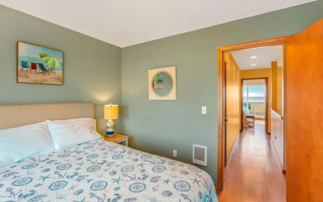 Beach Dream Two in Ocean Shores