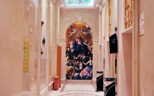 Vienna Hotel ( (Loft) Nanchang Xianghu Xiaolan Industrial Park Branch)