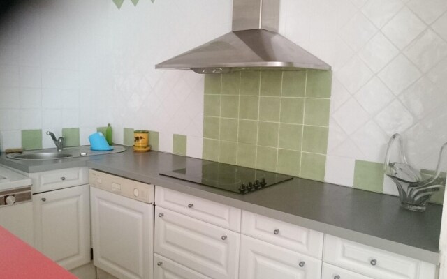 Apartment allee du Saoutadou