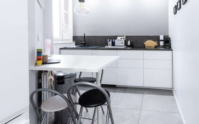 Nice Cozy Apartment on the Slopes of Montmartre