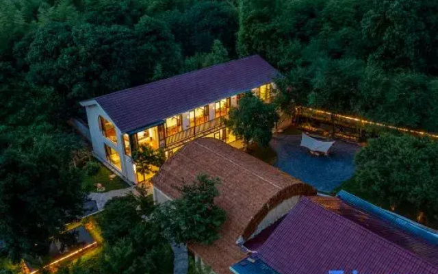 Anji Youzuoliangting Pet-friendly Vacation Apartment