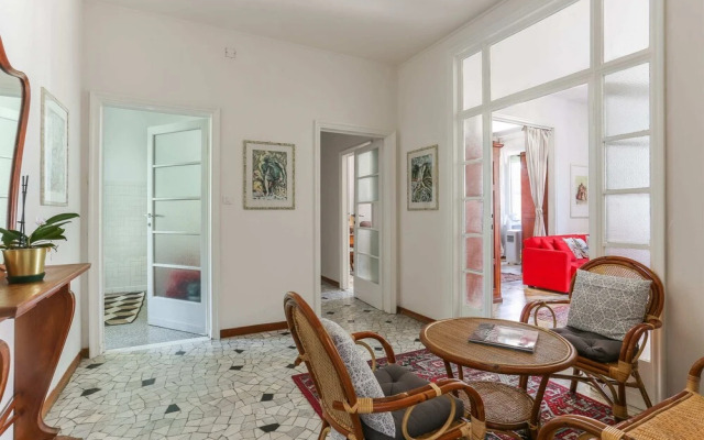 Buonarroti Apartment in Florence-hosted by Sweetstay