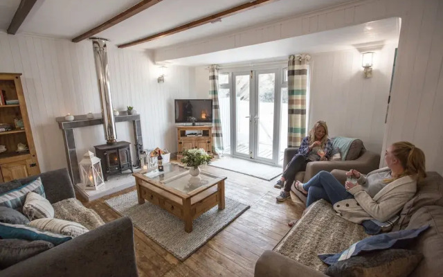Lusty Glaze Beach Accommodation