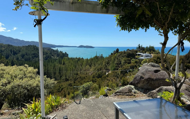 Hilltop Heaven - Kaiteriteri Holiday Home