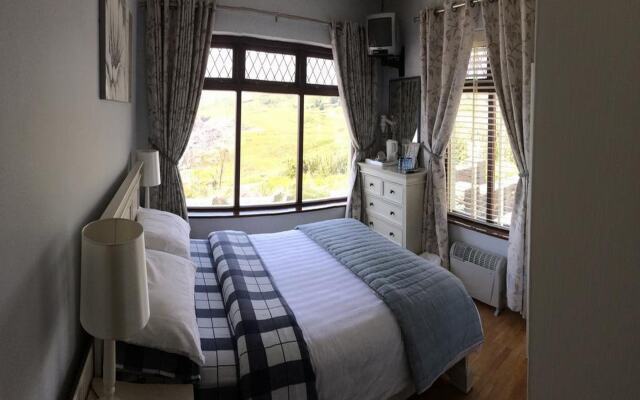 Sandycove House