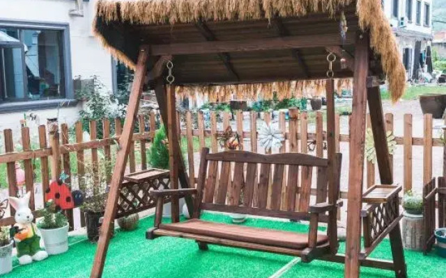 Rooftop Park Hyatt Residence