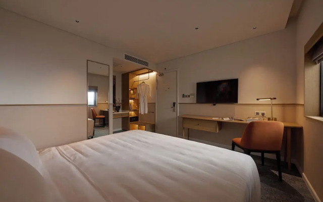 M Village Hotel Kim Ma