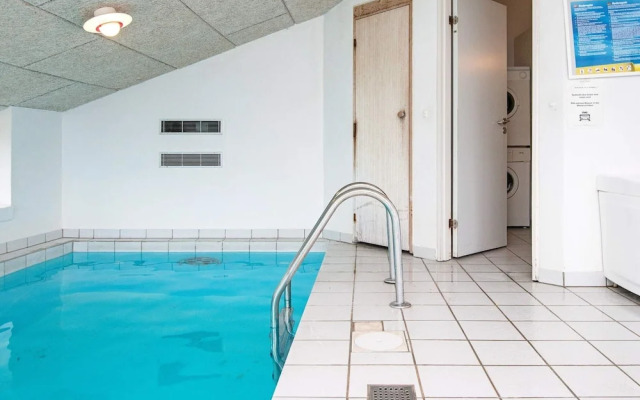 10 Person Holiday Home in Ebeltoft-by Traum