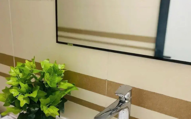 Van Phuong Hotel Cat Ba