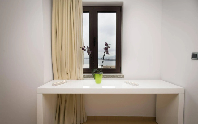 Hotel Amfithea