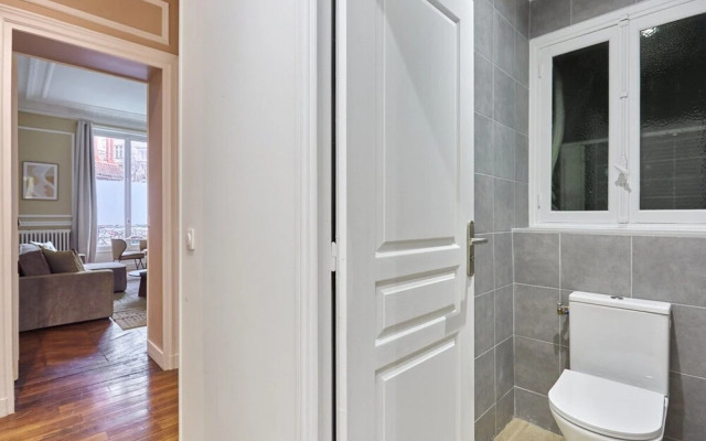 Magnificent Apartment Etoile Hoche Saint Honore