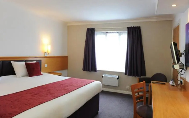 Premier Inn Blackburn North West