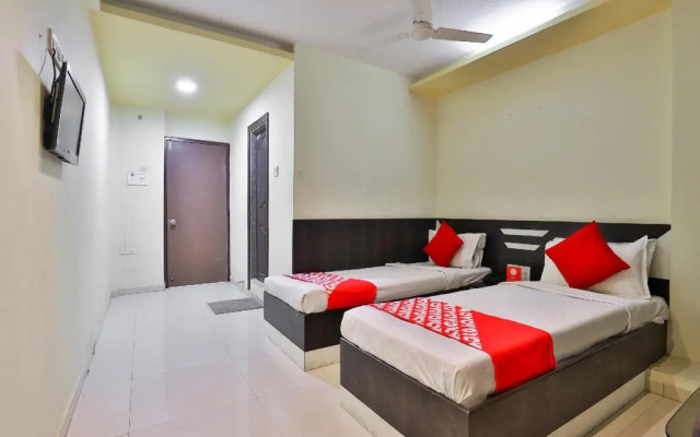 Hotel Mansi Sherotene By OYO Rooms
