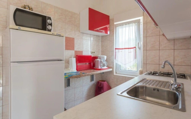 Marija - 40 m From Beach - A2-crveni