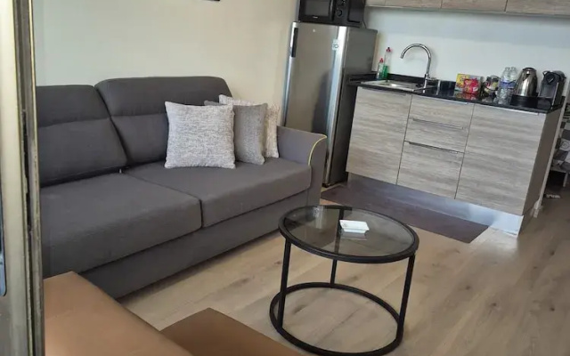 Redrock 1 br chalet  faqra . Faraya