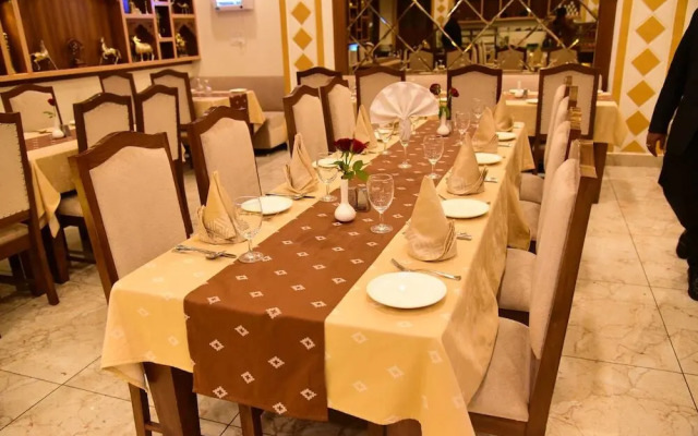 Hotel Maharaja
