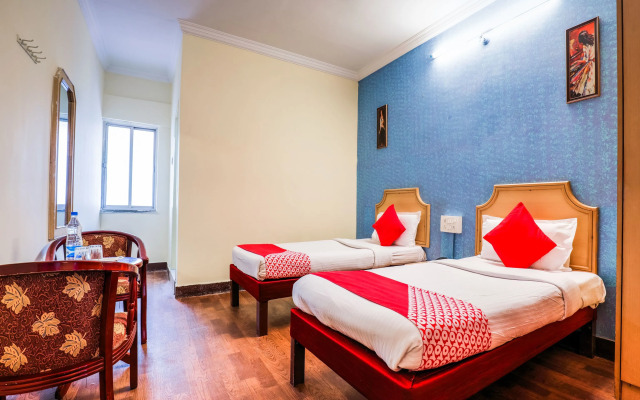 OYO 12237 Luxury Villas