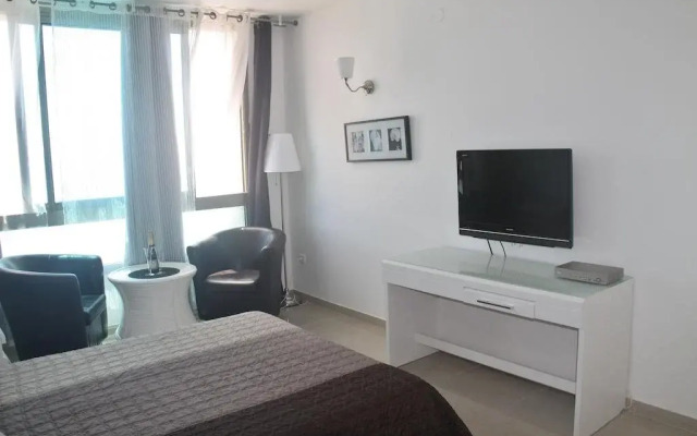 Sea Apartment