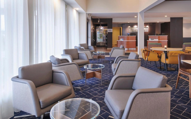 Courtyard by Marriott Detroit Livonia