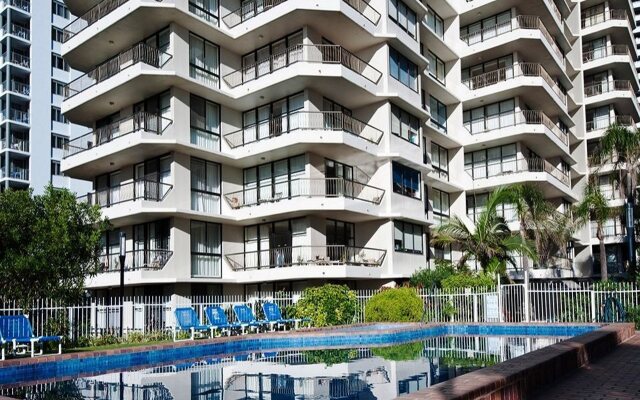ULTIQA Beach Haven At Broadbeach