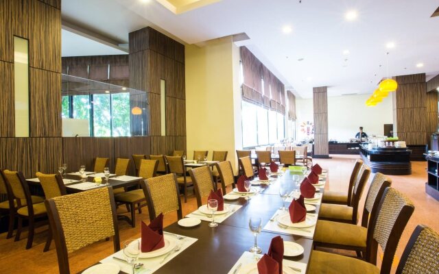 Furama Chiang Mai Hotel