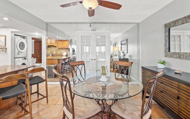 Gulfgate B307 - Red Wave