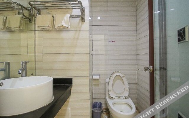 V8jingxuanhotel(Haikou Banqiao seafood market store)