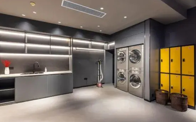 Ibis Hotel (Qiannan Xuchang Guan'egou Branch)