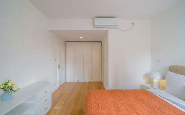 Tyms Tianshan 3BR 2BA near Suzhou Creek
