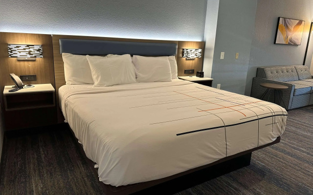 La Quinta Inn & Suites by Wyndham Macon West