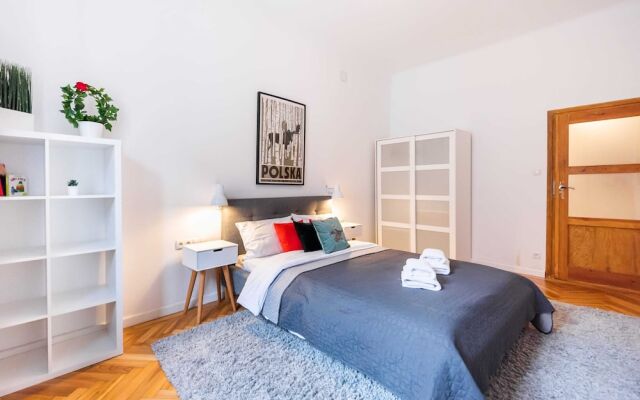 Old Town Market Place Apartment