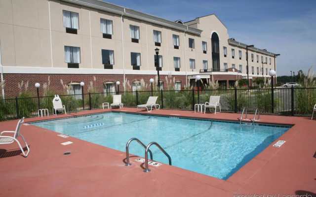 Holiday Inn Express Hotel & Suites Pell City by IHG