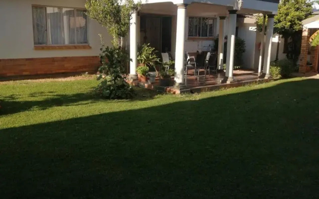 Lala Poa Guest House