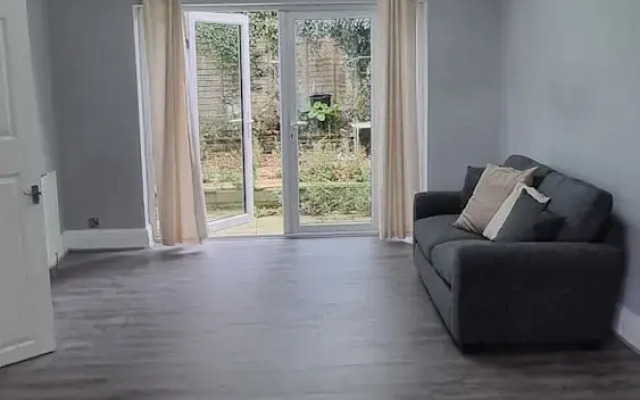 Victoria Avenue Charm - Manchester Hideaway