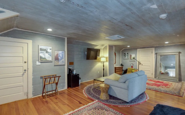 Oak Hall BnB