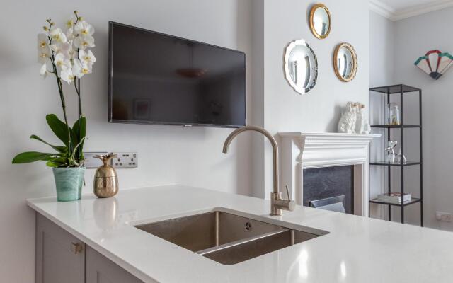 Pembridge Beautiful Garden Flat in Notting Hill