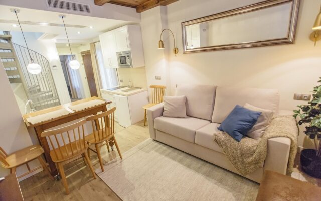 One&Lux Byron Suites