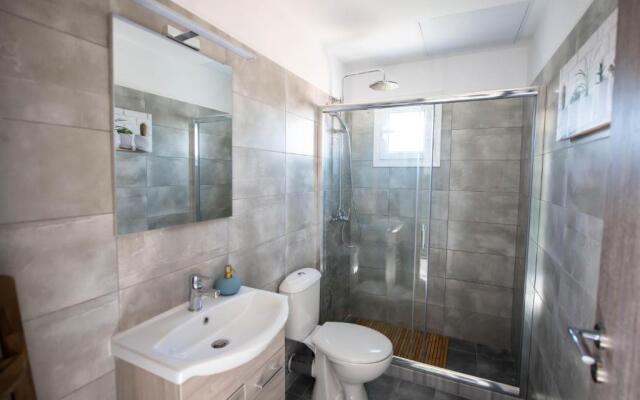 Acharavi Beach Villa