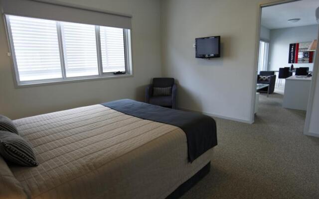 Quest Spring Hill Business Apartments