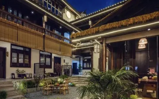 Yueqiao Huayuan Inn