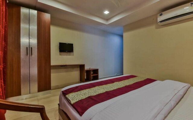 Hotel Murud Beach Home