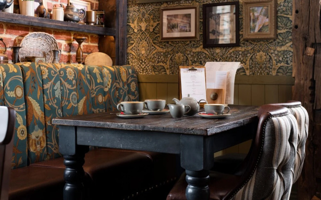 The Hog's Head Inn - The Inn Collection Group