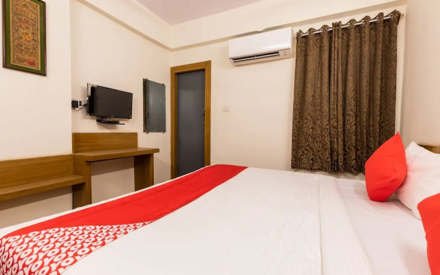 OYO 28360 Hotel Rajdeep
